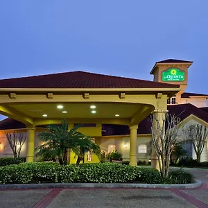 https://la-quinta-inn-suites-usf.hotelstampa.org