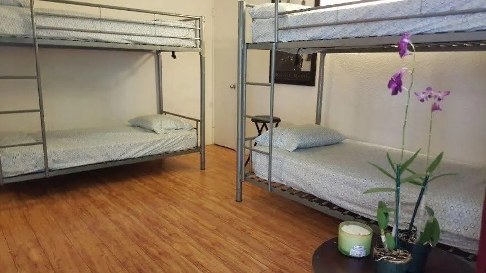 The Beach Waikiki Boutique Hostel Honolulu