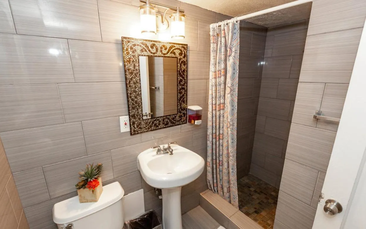 The Beach Waikiki Boutique Hostel Honolulu
