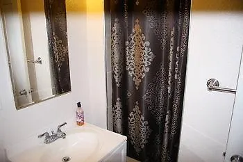 The Beach Waikiki Boutique Hostel Honolulu